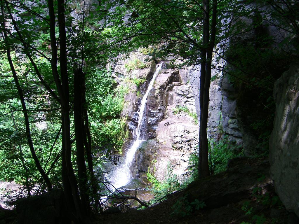 Penzion Tajch ノヴァ・バニャ エクステリア 写真
